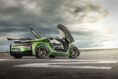 The bigger the rims, the fewer rpm. BMW i8 Roadster gets tuned up like a proper racing car - Upcoming Cars Library up to date