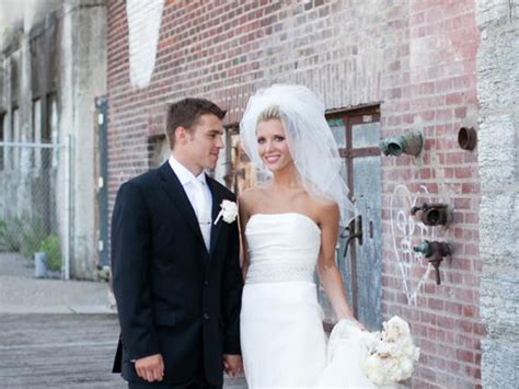 Zach parise biography with personal life, married and affair info. WAGs of the NHL | Sharp Magazine