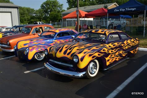 Customs Custom Car Revival At The Famous Edwards Drive In The H
