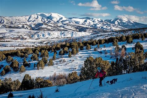 5 State Parks In Idaho Where You Can Ski Snowboard And Snowshoe