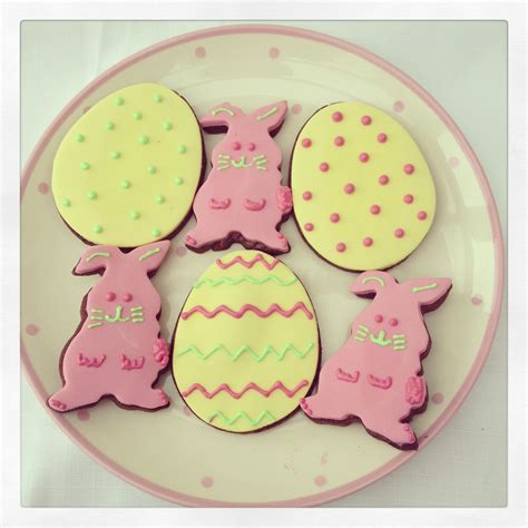 Iced Easter Biscuits Easter Themed Birthday Party Easter Biscuits