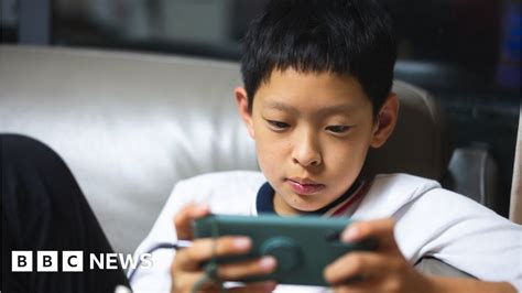 China Claims Youth Gaming Addiction Resolved Bbc News