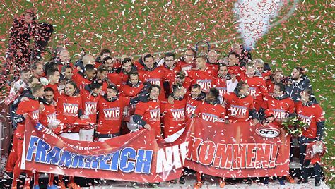 Die em wurde um ein jahr nach hinten verschoben und wird nun von 11. Österreich schloss EM-Quali mit 3:0 gegen Liechtenstein ab ...