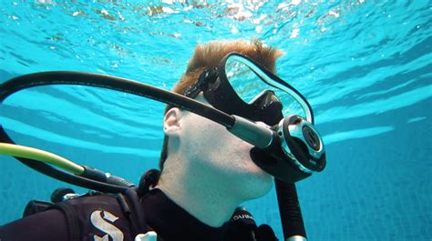 Four Tips On How To Equalize Your Ears • Scuba Diver Life