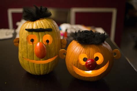 Bert And Ernie Pumpkins Halloween Pinterest Pumpkins And The Ojays
