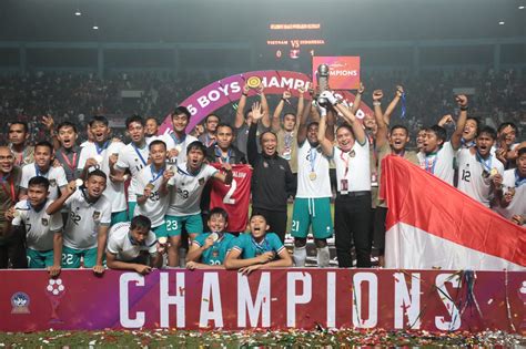 Kementerian Timnas Indonesia Juara Piala Aff U 16 Jadi Kado Indah