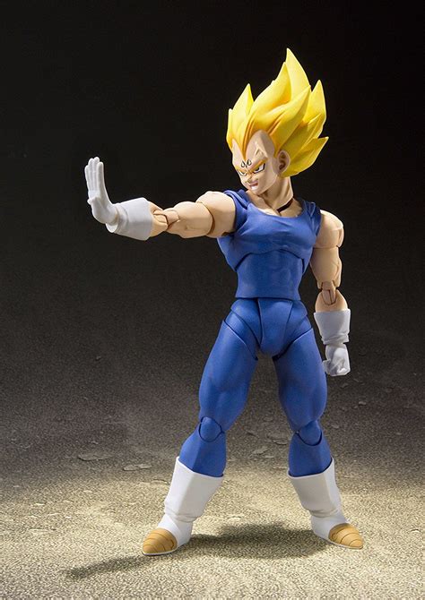 He also comes with optional hands, two scouters. Figurine Dragon Ball Z - S.H Figuarts : Majin Vegeta ...