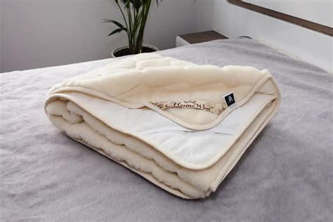 Amazonde Merino Wool Bedding Mattress Topper Pad 120x200 Cm Caro