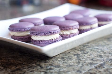 8 Lavender Macarons 10 Tempting Macaron Recipes Food