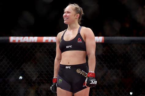 Ronda Rousey Returns To Ufc For Title Fight Dec 30