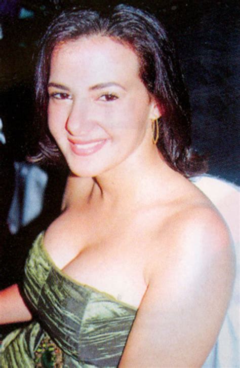 1 ocak 1985 doğumlu) mısırlı donia, msa üniversitesinden mezun oldu ve sanat hayatına 2001 yılında 16 yaşındayken başladı. Donia Samir Ghanem is to Replace Rania Youssif Due to the ...