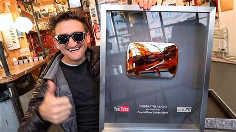 Hello guys!i recently reached the goal of 100 subscribers on my youtube channel and decided to create a play button to although this is an instructable for a youtube play button prize you can change it to any other kind of prize. SECRET TO A GOLD (MILLION) PLAY BUTTON - YouTube