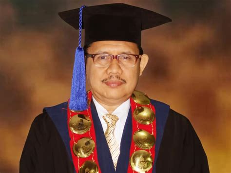 Rektor Uin Palu Pedoman Pengeras Suara Masjid Diperlukan Untuk Rawat