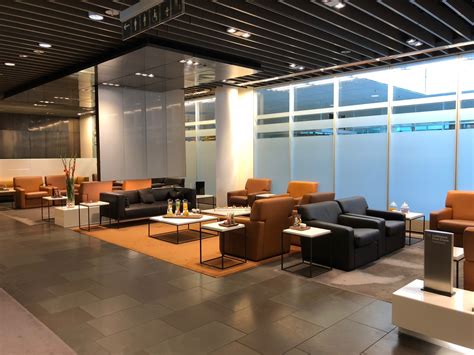 Review Lufthansa First Class Lounge Munich Terminal 2 Live And Let