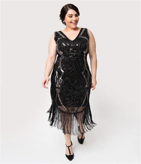 Free delivery and returns on ebay plus items for to deck yourself out as a glamorous 1920s flapper, you'll need a fabulous flapper dress with lots of fringing and sparkling beading, a short bobbed or. Unique Vintage Plus Size 1920s Black & Silver Beaded ...
