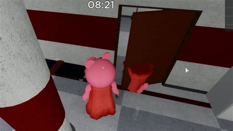 Funny Piggy This Stuck In Doors Roblox Piggy Funny Moments Youtube