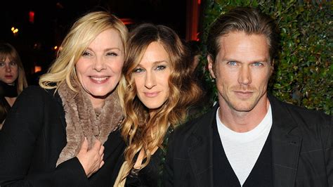 kim cattrall s sex and the city love interest jason lewis says he s team sarah jessica parker