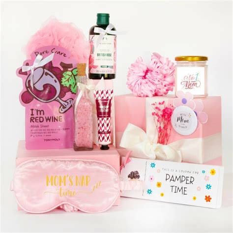 Premium Pink Gift Hamper For Mom Gifts By Rashi