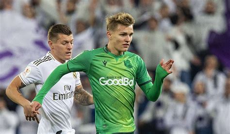 Ødegaard wil zich niet afzijdig houden. Ødegaard: Real Sociedad vertraut auf Leih-Abmachung bis ...