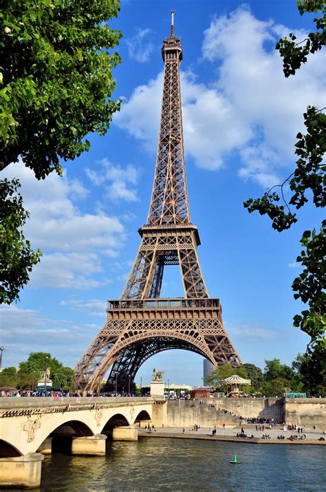 Eiffel Tower Seine River And Pont Dl Na Bridge In Paris France