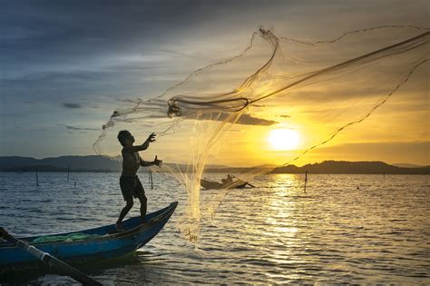 La Pesca Sostenible Como Beneficio Social Económico Y Medioambiental