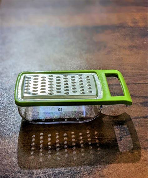 Green Plastic Vegetable Cheese Grater For Kitchen A1 At Rs 11piece