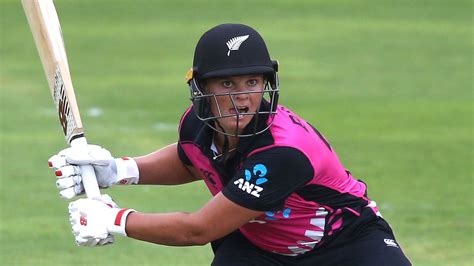 Suzie Bates Driven To Keep Pace With Evolution Of Women S Cricket Cricket News Sky Sports