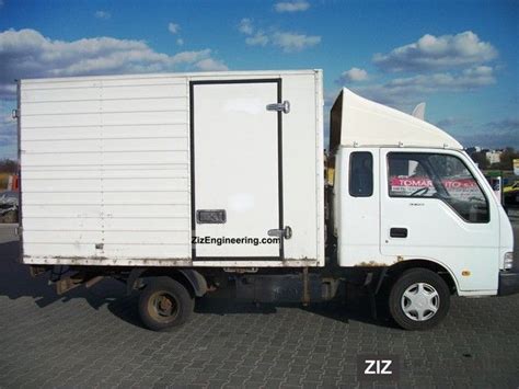 Kia K2700 2000 Box Type Delivery Van Photo And Specs
