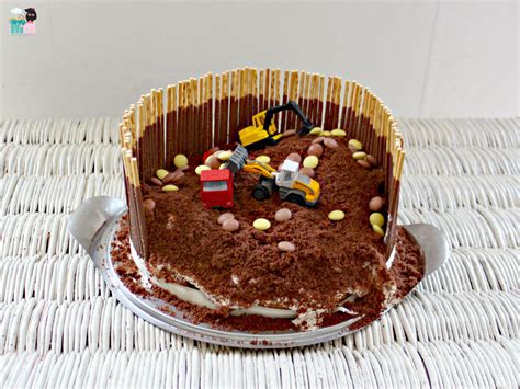 Sprüche für kinder zum geburtstag. Bagger Kuchen Idee - Idiotensicher - Metterschling und ...