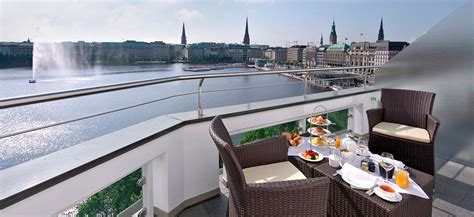 Luxuriöse Zimmer Und Suiten An Der Binnenalster In Hamburg Fairmont