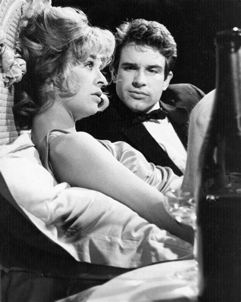 Life Story And Photos Of Young Warren Beatty One Of The Most Charming