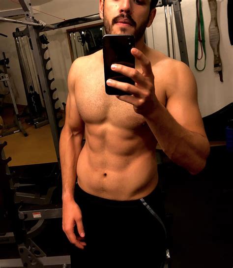 Pics Akhil Flaunts His Six Pack See Pics All Movie Fans The Answer