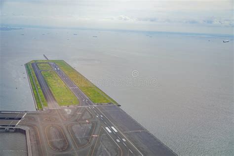 Runway Of Haneda Airport Tokyo Intl Stock Photo Image Of Airplane
