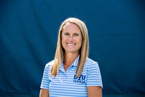 Byu Womens Coach Turns Her Tennis Legacy Into Coaching Success The Daily Universe