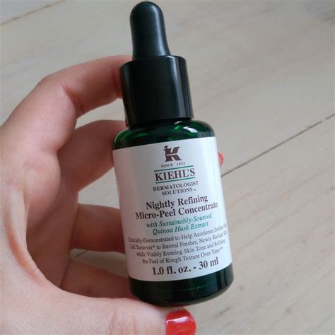 Review Kiehls Nightly Refining Micro Peel Concentrate Lipgloss Is
