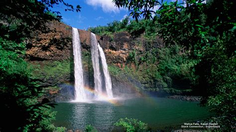 Wailua Falls Kauai Hawaii With Images Waterfall Wallpaper Wailua