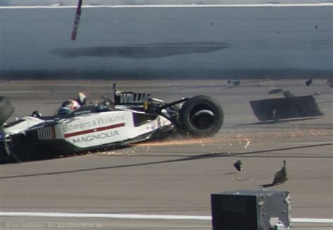 Two Time Indy 500 Winner Dan Wheldon Dies In 15 Car
