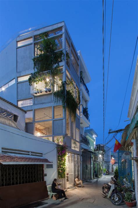 Yuk, terapkan desain teras rumah minimalis sederhana dengan bantuan sejasa! Desain dan Denah Rumah Kecil yang Diapit Dua Gang ...