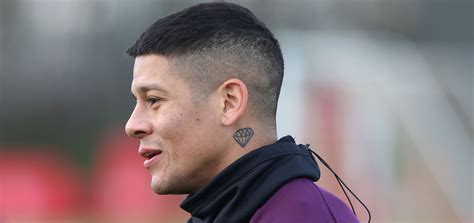 Zobacz statystyki (występy, bramki, kartki/ ligi, puchary, drużyna narodowa) i historię transferów. Marcos Rojo negocjuje z Boca Juniors? Man Utd wzmocni w ...