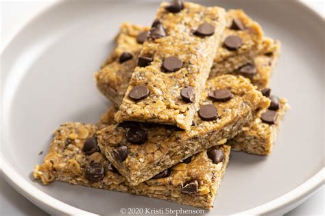 Peanut Butter Oatmeal Protein Bar Recipe Cook Craft Cultivate