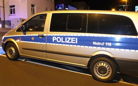 Provisionsfrei oder vom makler dabei variiert der wohnungsmarkt je nach kaltmiete, größe & ausstattung! Messerstecherei in Künzell - Mann schwerverletzt - Streit ...