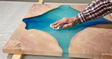 Dann erfahre hier, was du dazu brauchst, um dir deinen eigenen diy esstisch zu bauen. Epoxidharz-Tisch selber bauen: DIY-Anleitung | Tisch ...