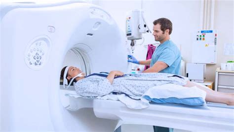 Radiolog A Ventajas Y Contradicciones De La Rmn