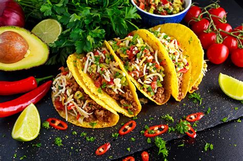 Mexican shredded beef (and tacos) prawn tacos (shrimp) ceviche. Mexican Food Delicious Taco Shells With Ground Beef And ...