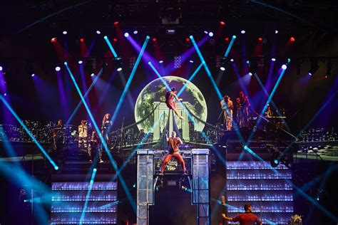 Cirque Du Soleil Delivers With High Energy New Las Vegas Strip