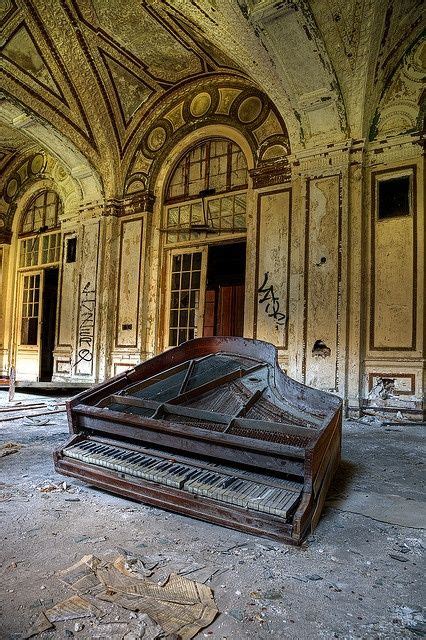 Abandoned Room With Piano Abandoned Places Abandoned Abandoned Detroit