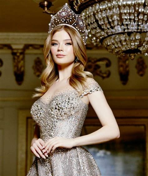 Анна Линникова представит Россию на конкурсе Мисс Вселенная