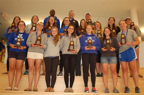 Eight women's rowers are national scholar-athletes - News - Hamilton College