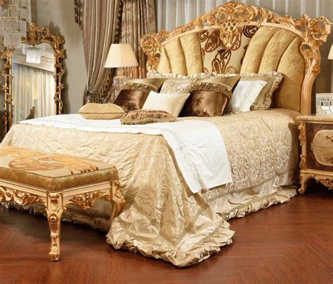 Luxury Upholstered Beds With Wooden Carved 0270