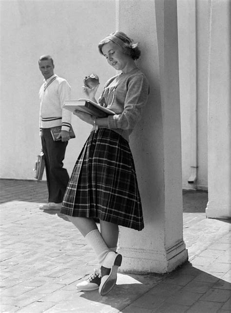 Pin By Peymilhorn On Rock And Roll Era Vintage Fashion 1950s 1950s